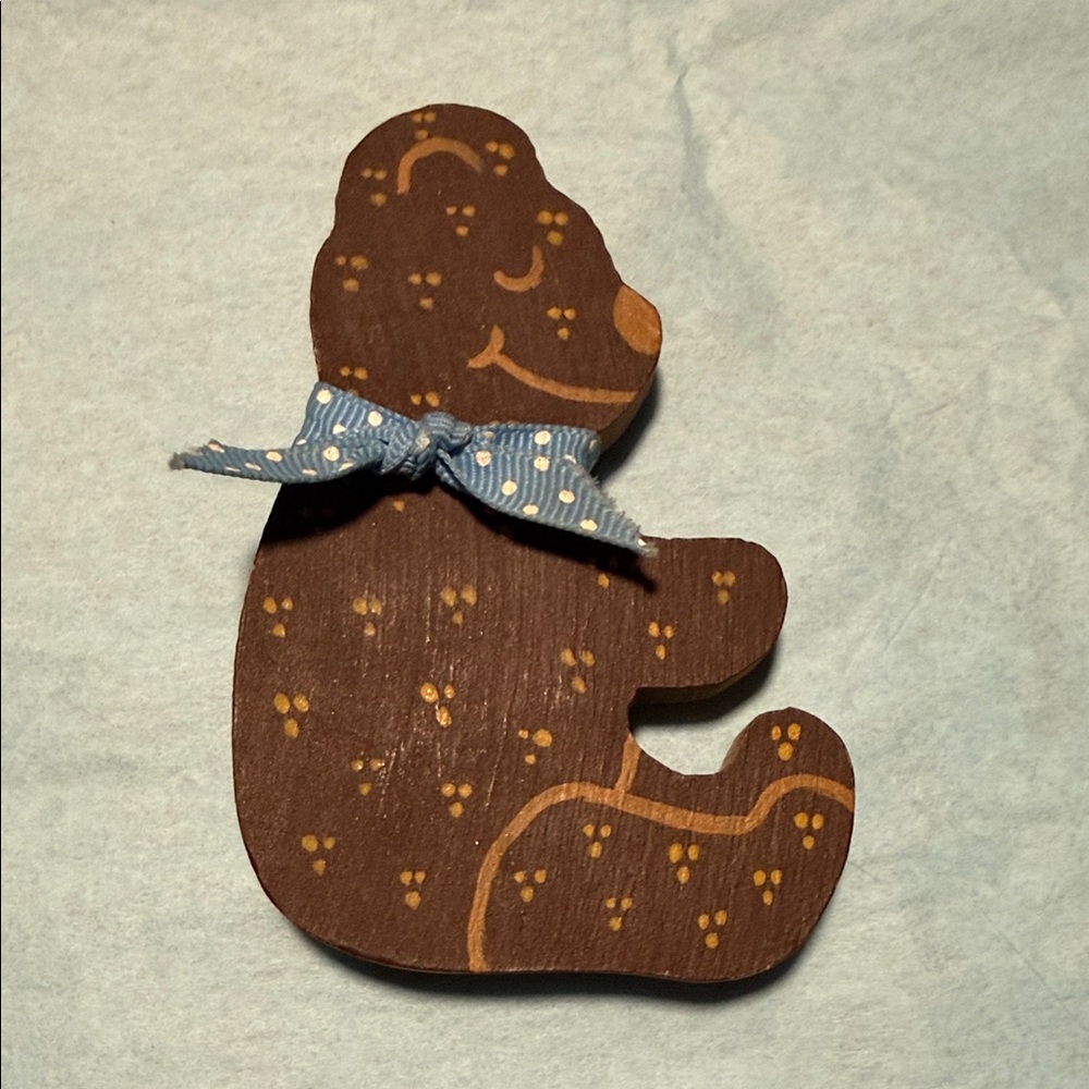 Wooden Bear Magnet with Blue Bow